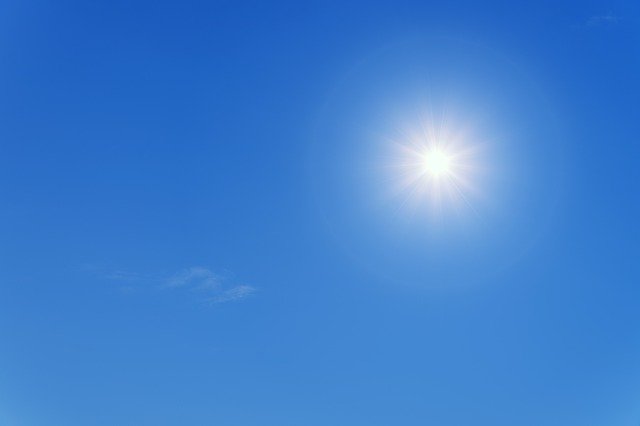 甲子園はなぜ夏に始まる?秋冬開催にならない理由や炎天下での危険性を紹介