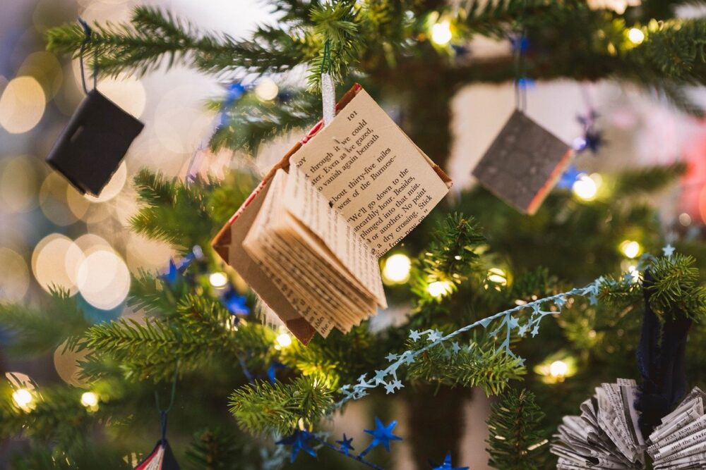 クリスマスツリーを安く買う方法を徹底解説!半額や値引きセール時期も紹介!