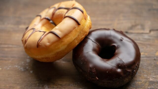 donuts-g52000f51a_1920